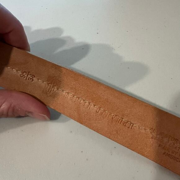 Martin Dingman Yellow Alligator Full Grain Leather USA Made Belt Size Large/XL - Picture 6 of 12